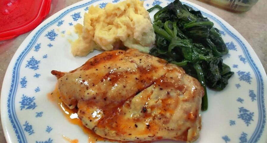 Easy Peasy Chicken in Tomato Sauce
