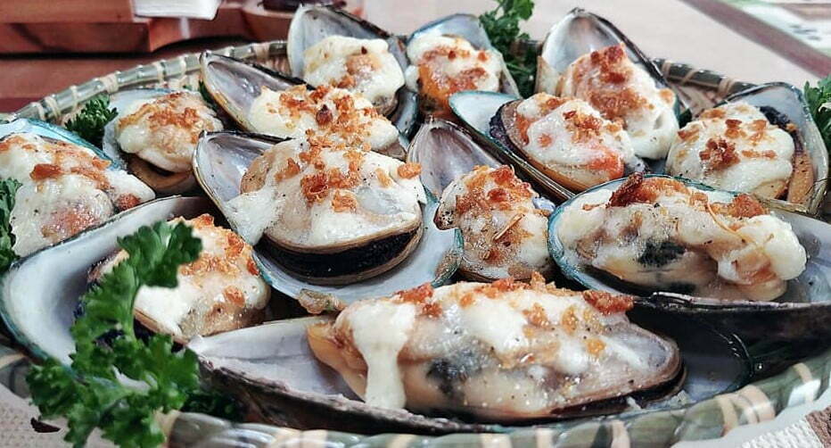 Baked Stuffed Mussels, Garlic Roasted Stuffed Mussels