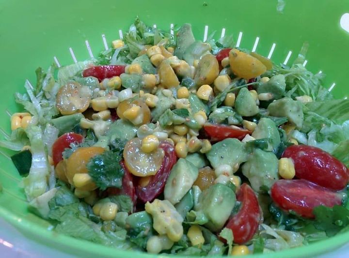 Creamy Avocado & Tomato Salad