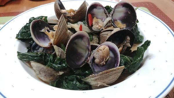 Clam Soup in Sparkling Water, Ginisang Tulya sa Soda Water