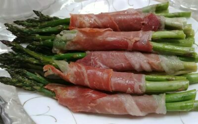 Garlic-Flavored Prosciutto Wrapped Asparagus
