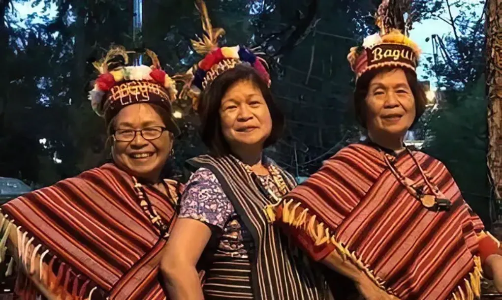 Igorot Women Costume