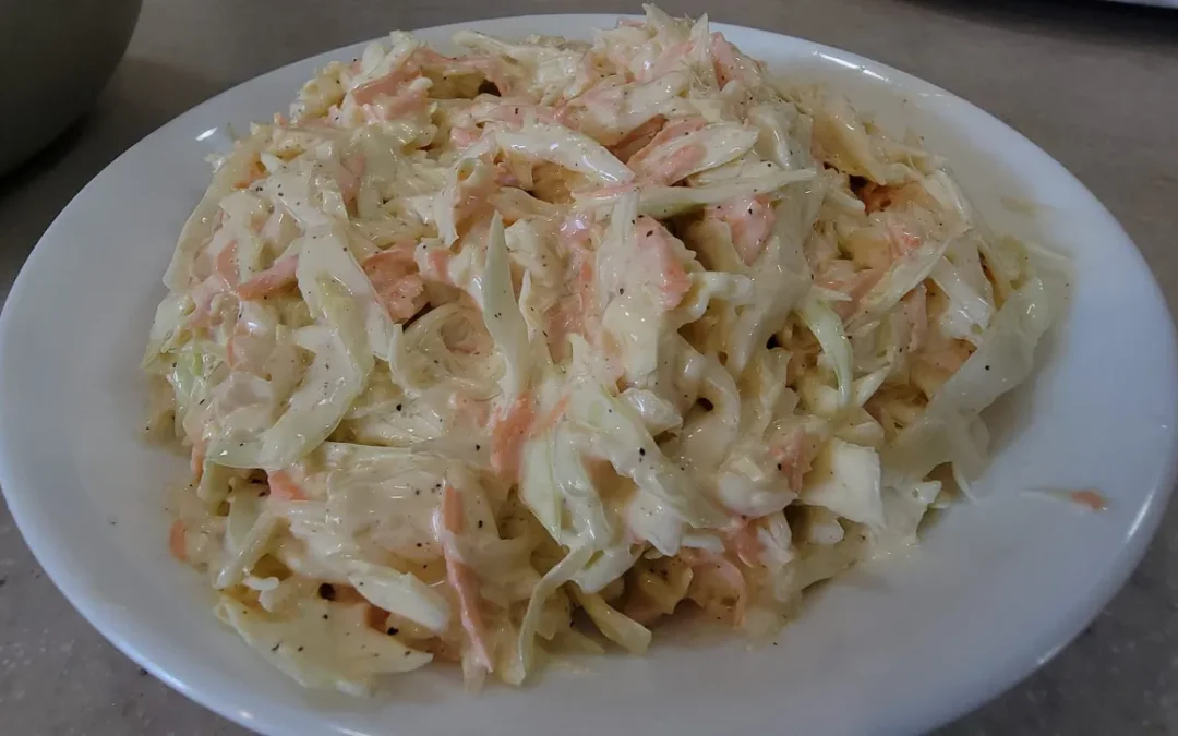 Easy to Make, Amercian-style Coleslaw Recipe